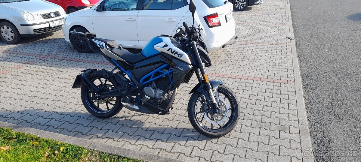 CFMoto 300 NK 2022