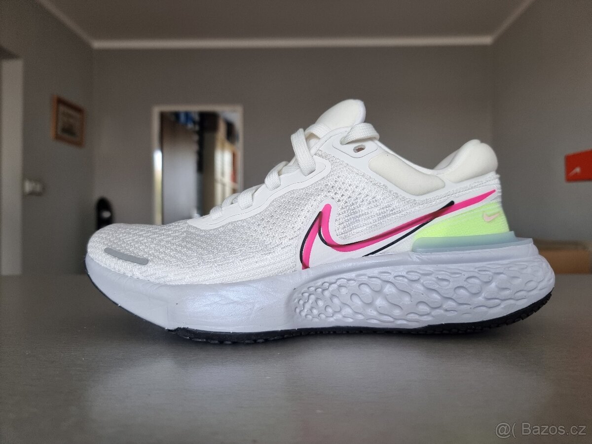 Nike ZOOMX Invincible Run