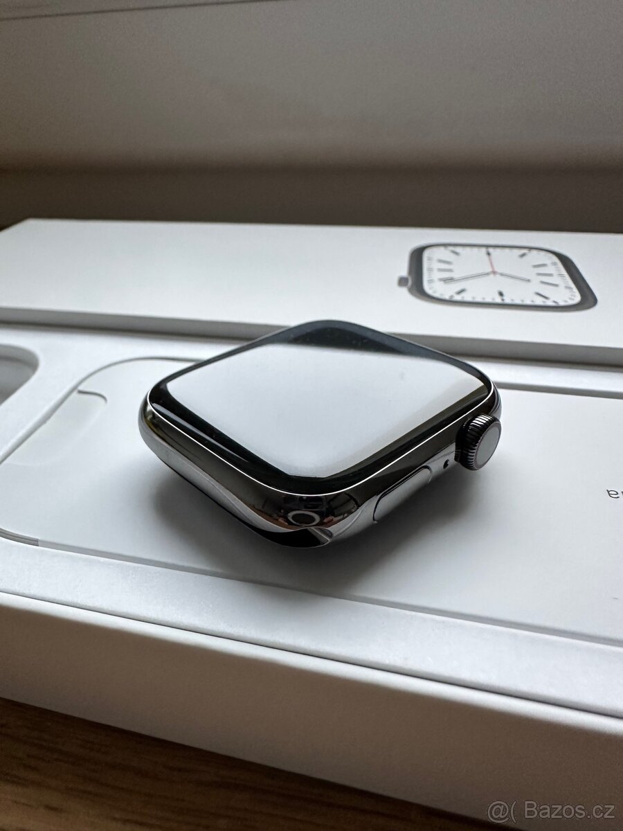 Apple Watch 7 - 45mm Stainless Steel Cellular– Graphite 🔥