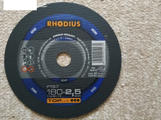 Špičkový řezný kotouč Rhodius FT67 180 x 2,5, 28ks