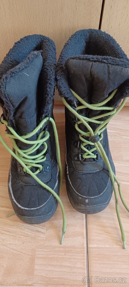 Zimní nepromokavé boty, vel. 35