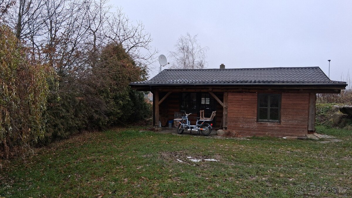 Srub v Tehově u Říčan 60 m2