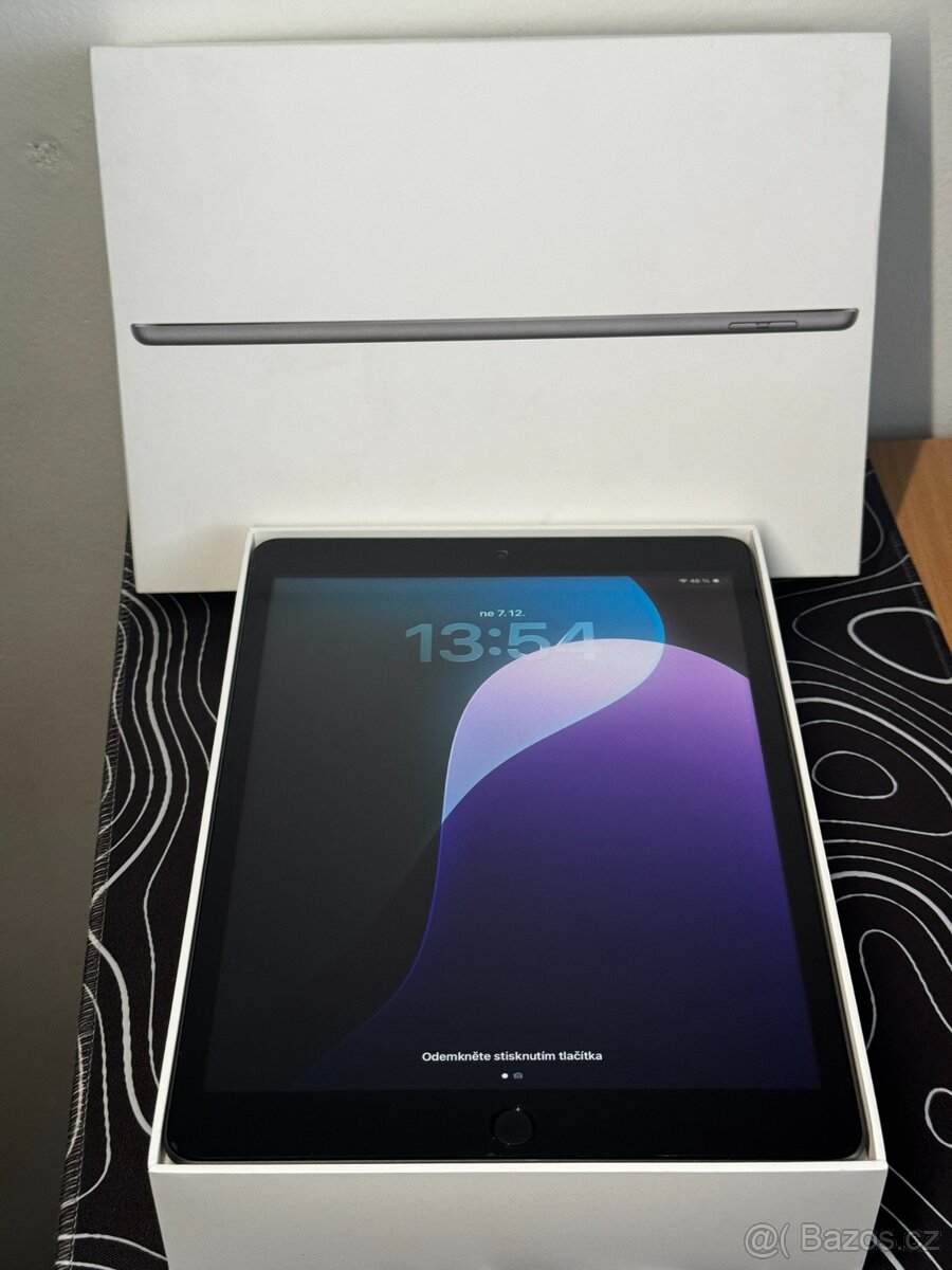 Apple iPad 9.generace 64 GB