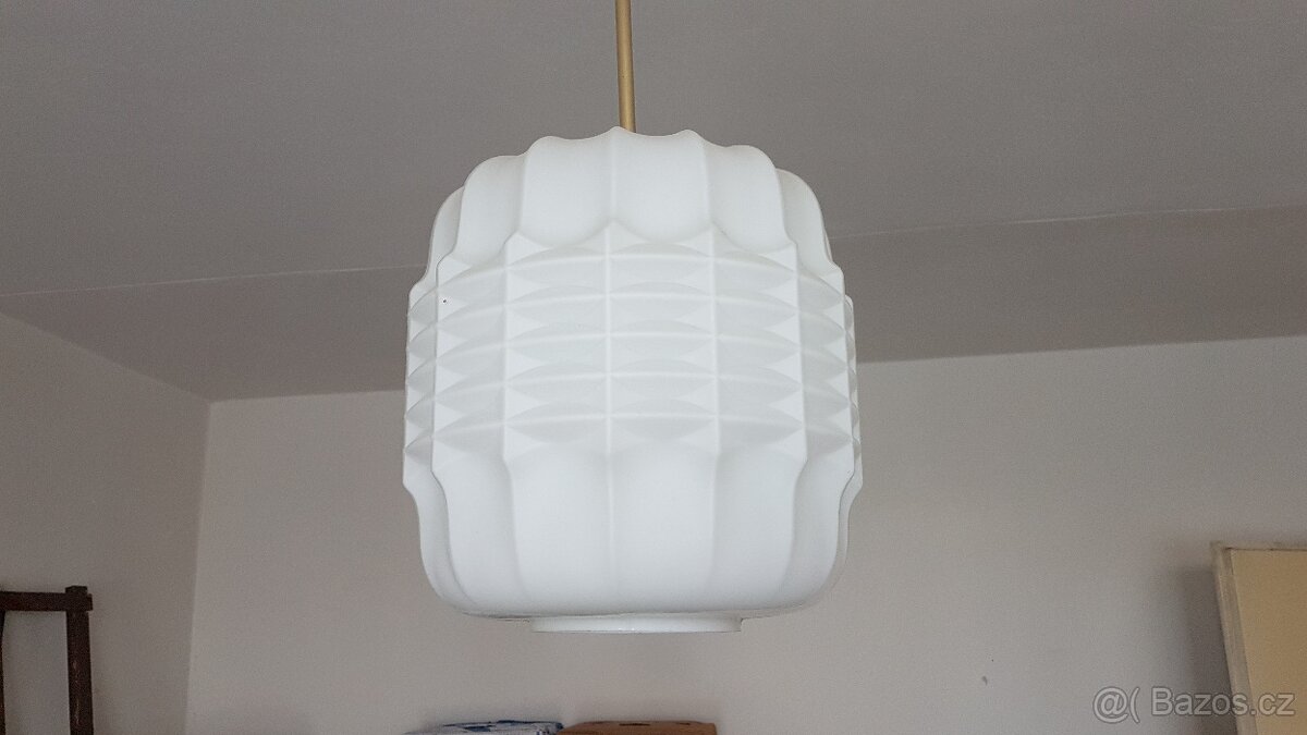 Skleněný lustr s plastickým vzorem 60.-70. léta