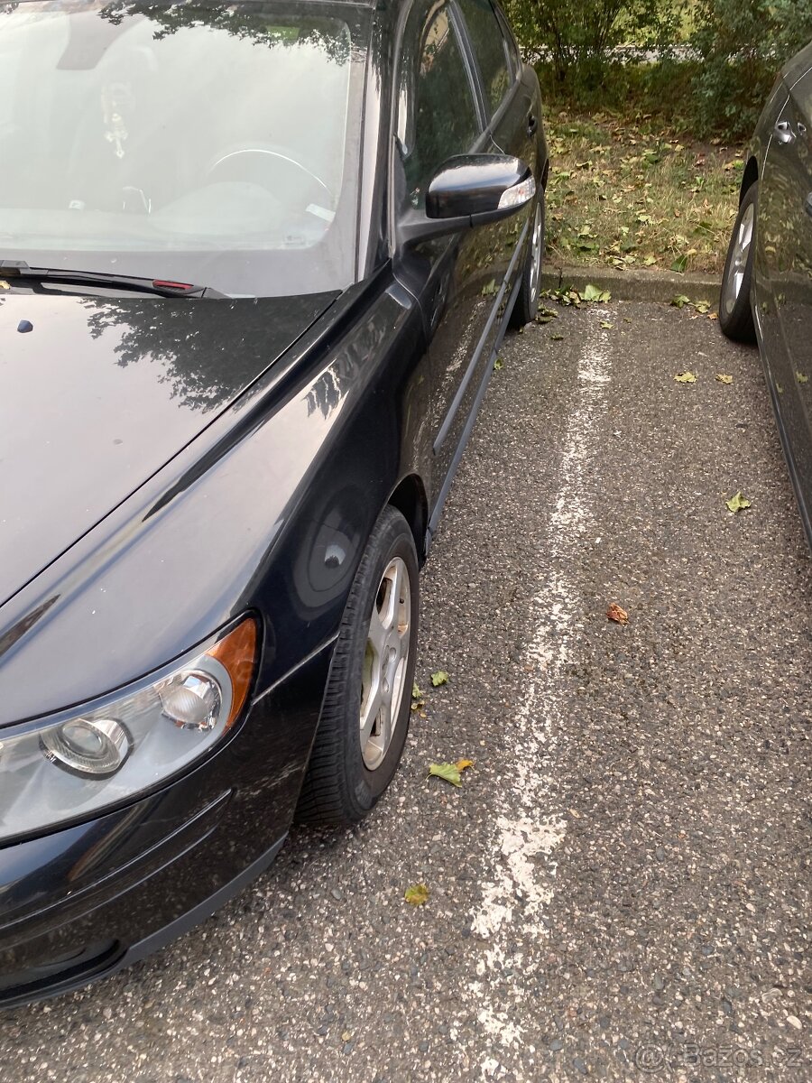 S40