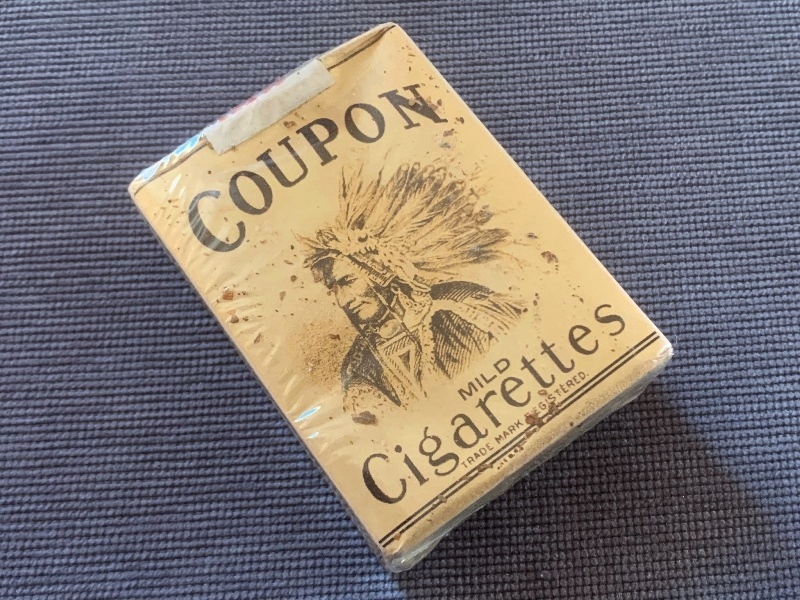 Staré balení cigaret USA (NEOTEVŘENÉ) 1