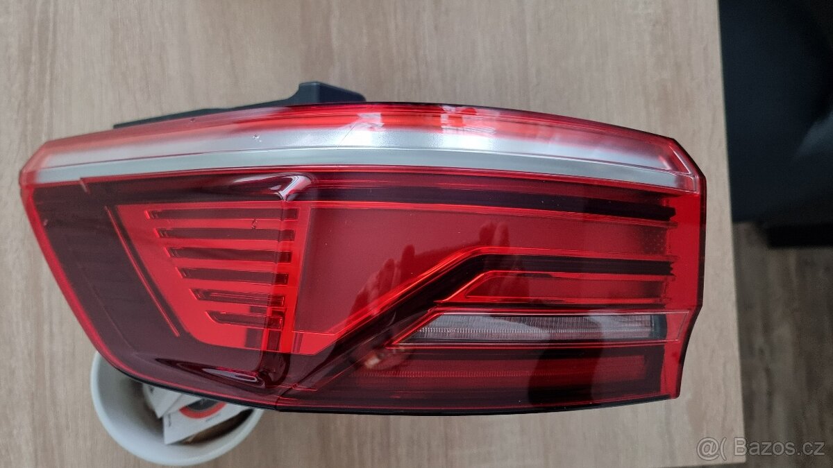 7T0945096E VW T7 zadní pravé světlo LED