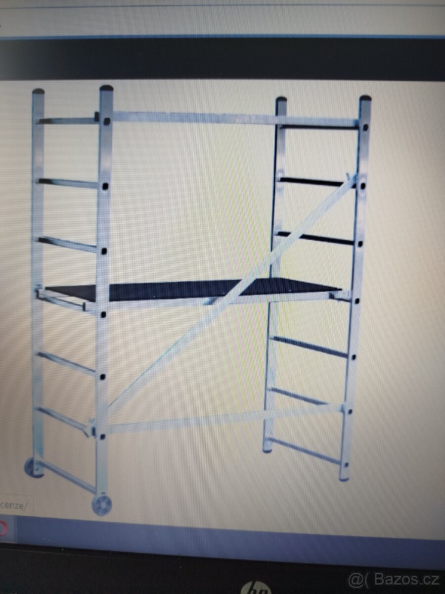 Lešení 2,5 m vysoké