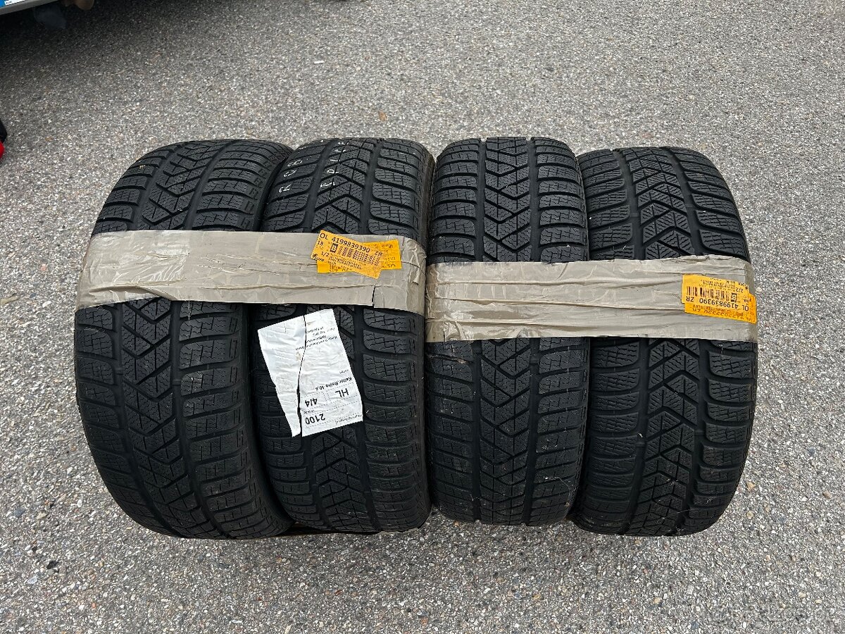 Zimní pneu Pirelli Sottozero3 225/50 R17