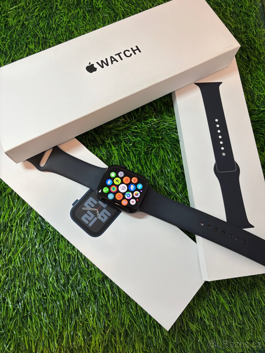 Apple watch SE 2023 44mm - 98% baterie