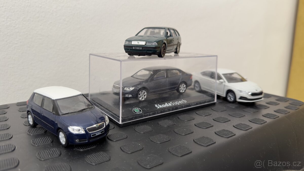 Modely 1:43