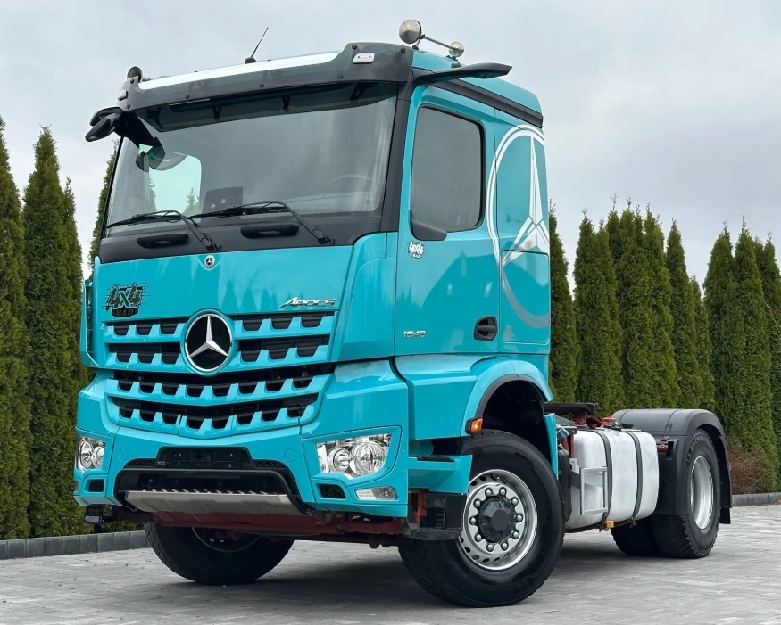 Mercedes-Benz AROCS 1848 - 4x4 –„H“- Tahač + Hydraulika