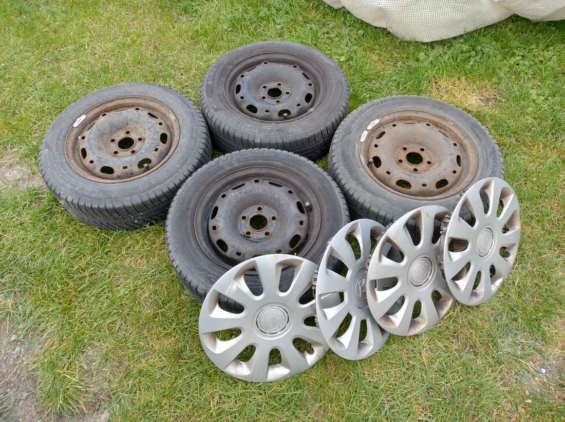 Celoroční kola Fabia 185/60 R14