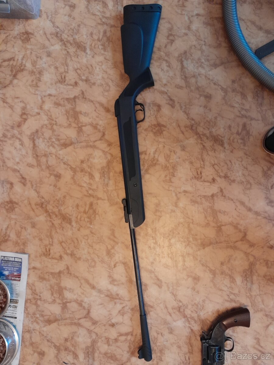 Prodám novou vzduchovku KANDAR LB 600 4,5mm Germany dle fota