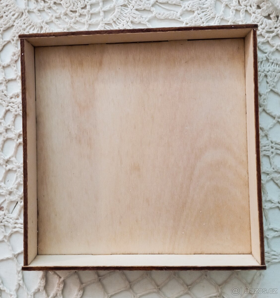 Dřevěná krabička