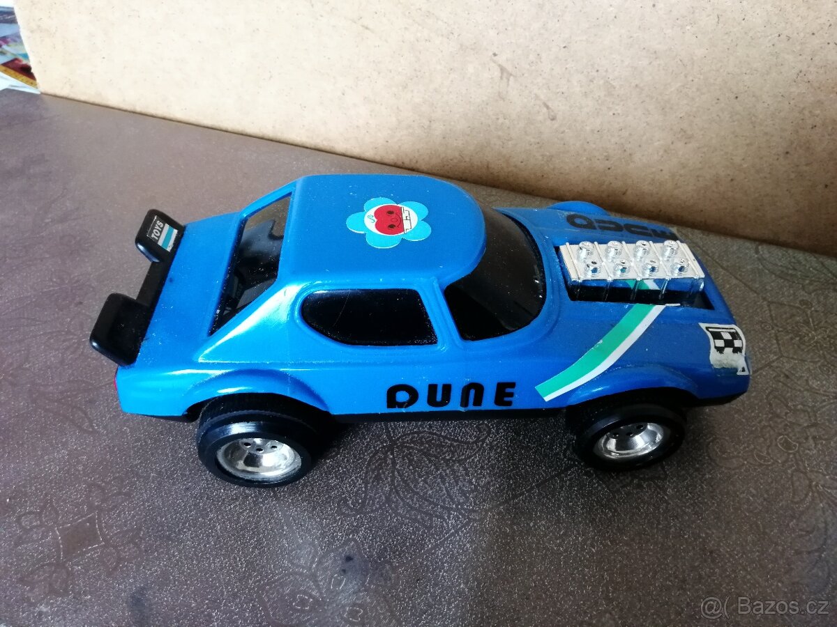 PRODÁM RETRO AUTÍČKO Z ROKU CCA 1985