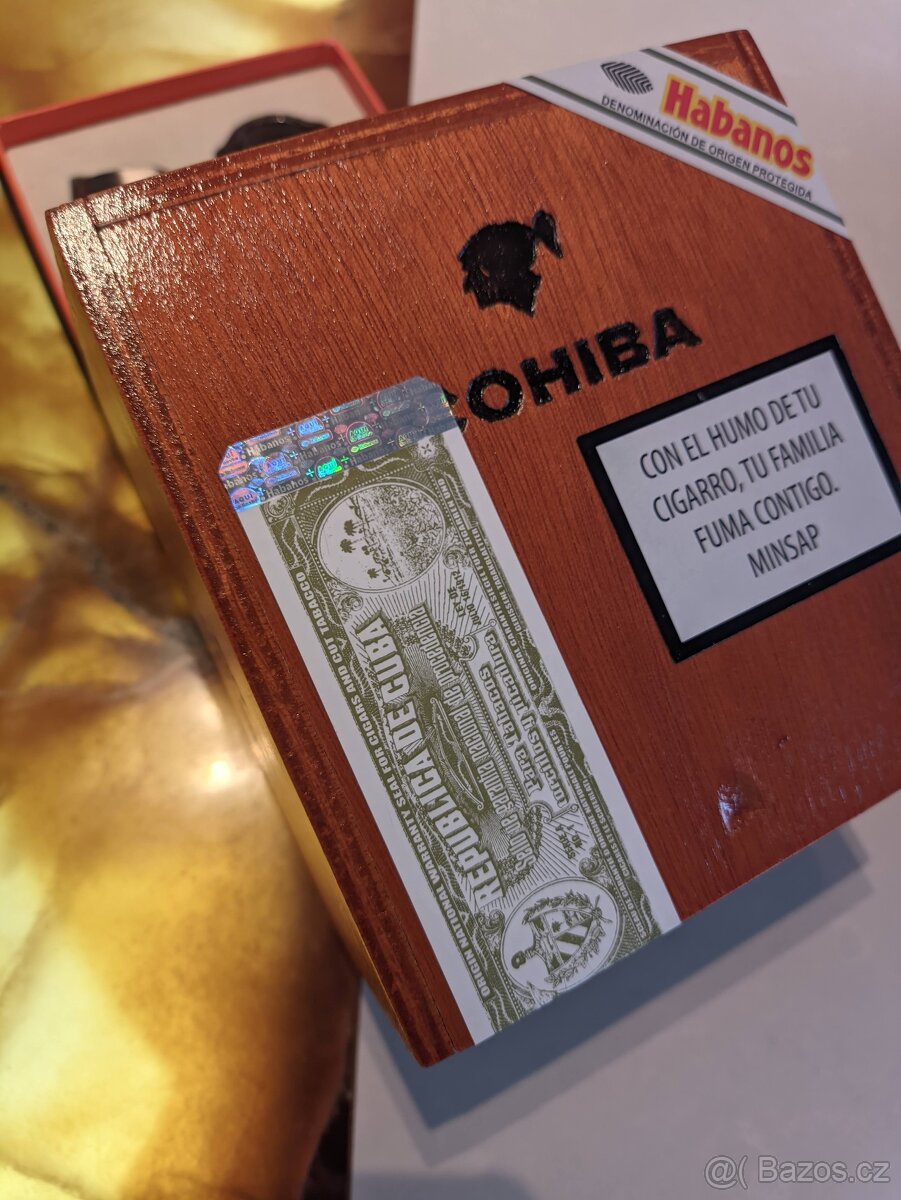Prodám originální Cohiba Robustos – krabice 25 ks