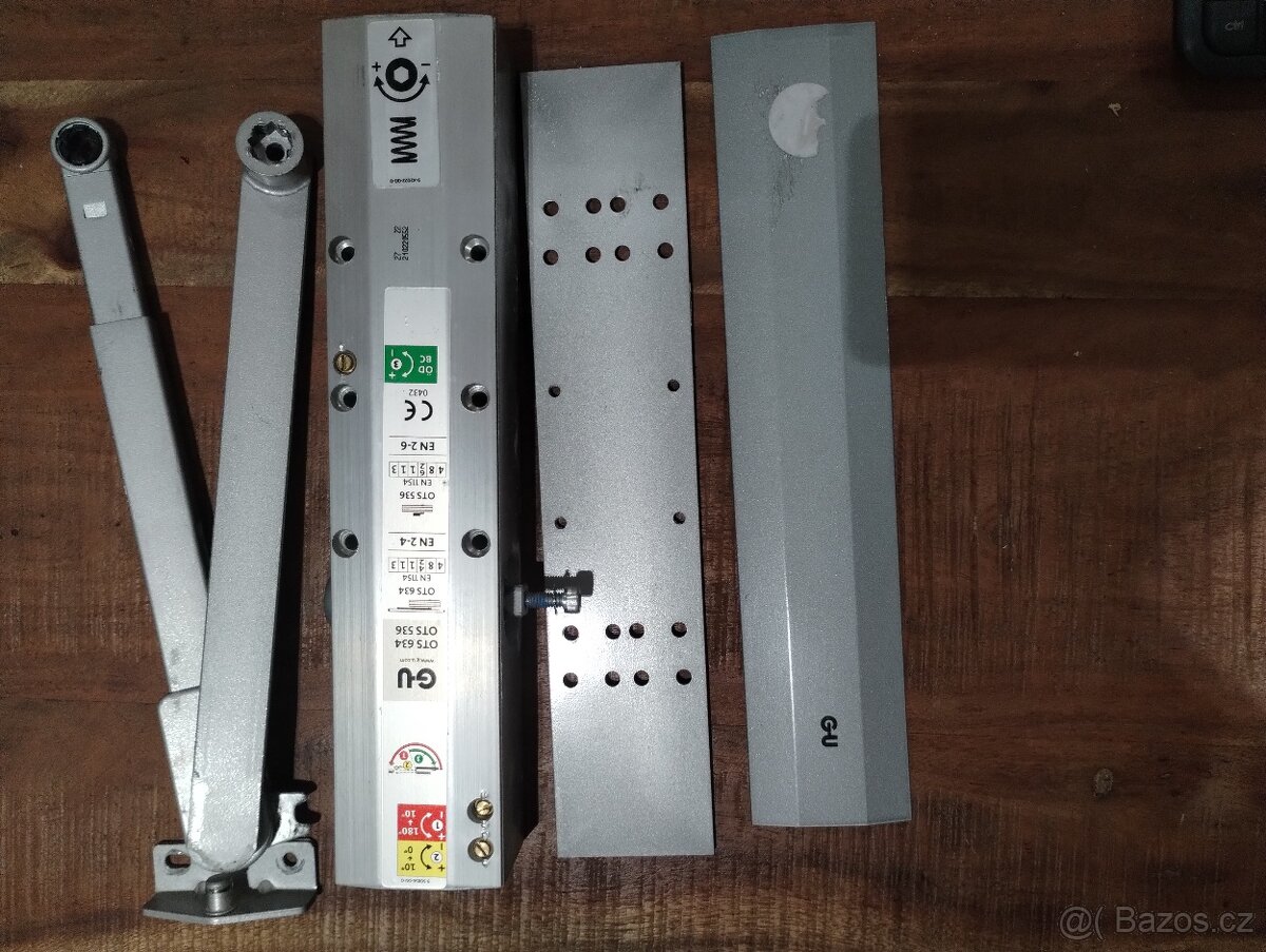 Samozavírač dveří GU OTS 634 / OTS 536.