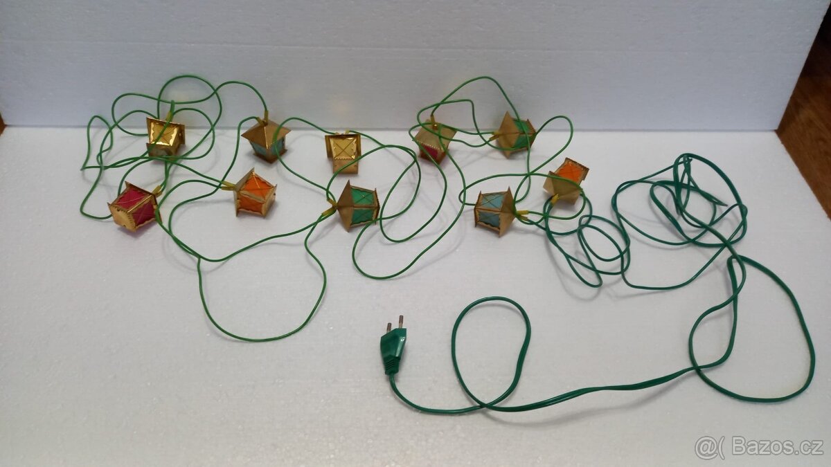 RETRO  VÁNOČNÍ  LUCERNIČKY