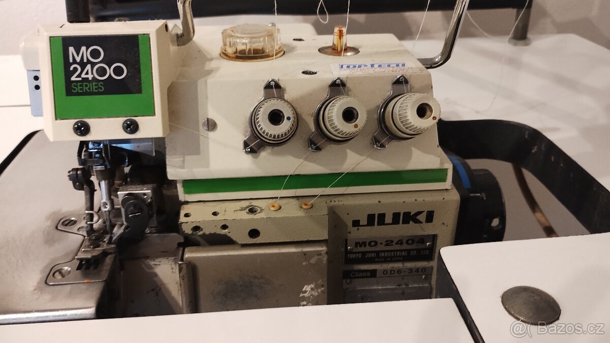 Šicí stroj SIRUBA coverlock