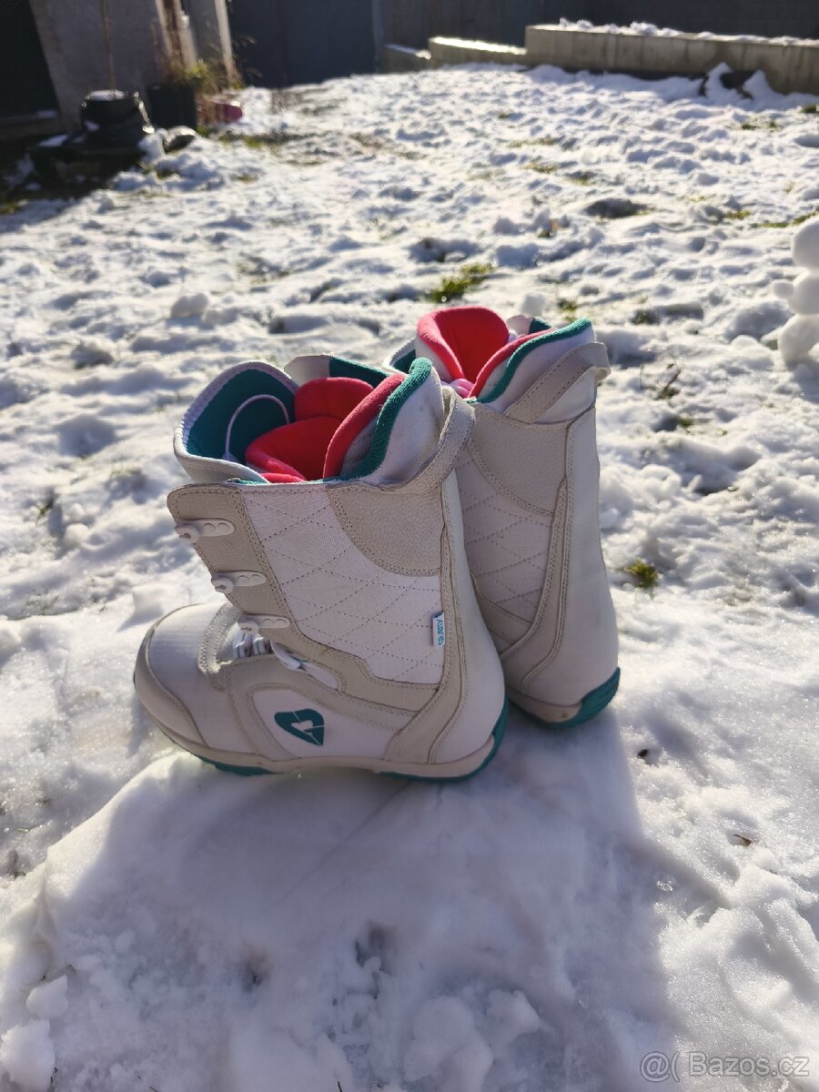 Snowboardové boty Gravity aura