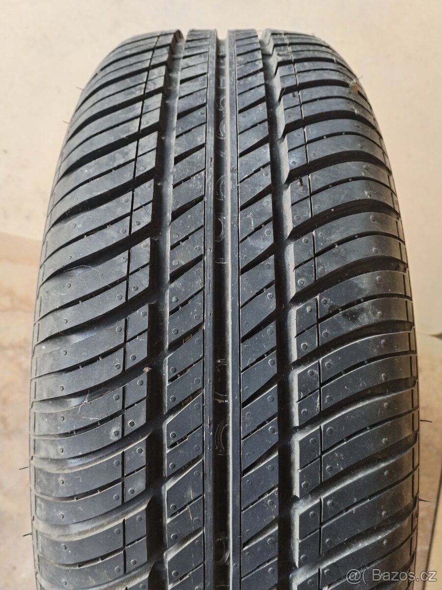 Sada kol plus rezerva na Renault - 5 kol za litr