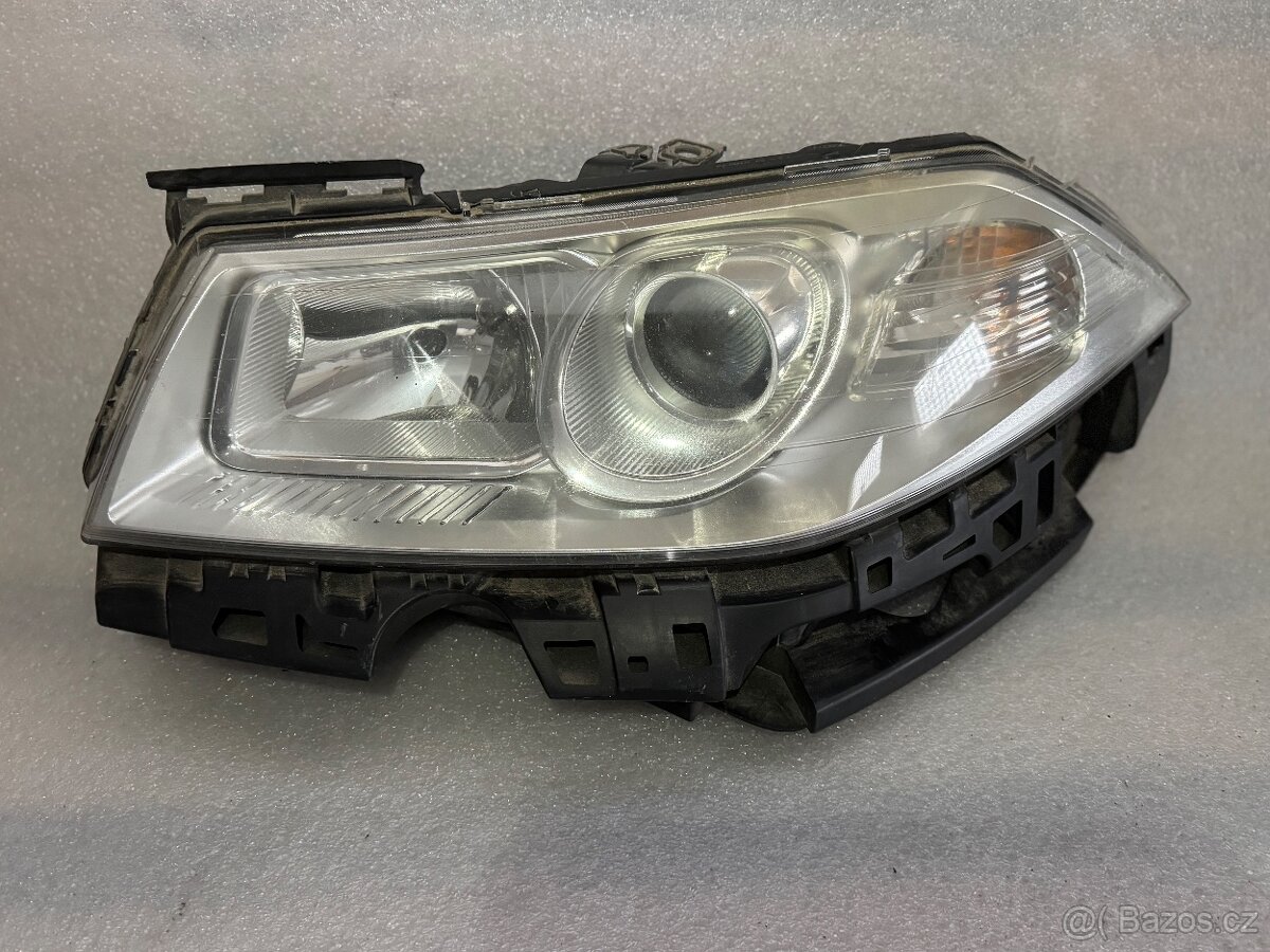 Renault megane II facelift levá lampa
