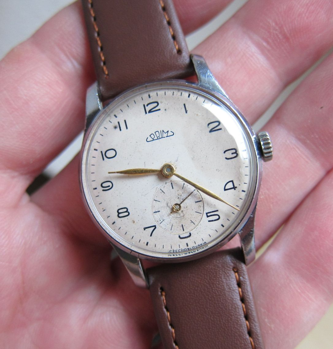 První československé hodinky PRIM "SPARTAK" K25, 15 jewels
