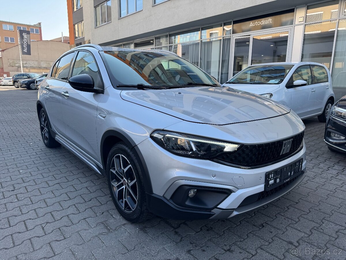 Fiat Tipo Cross 1.6 Multijet 96kW Kamera ACC Navigace DAB