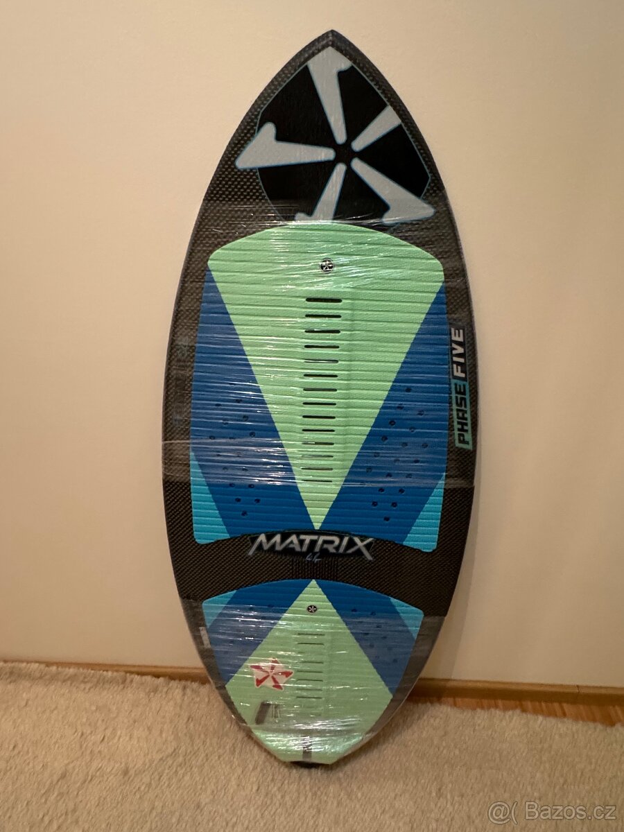 PhaseFive Matrix Pro wakesurf