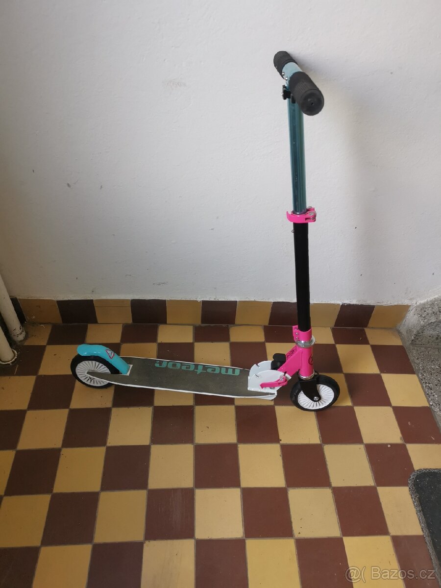 Dětská koloběžka, 120mm, pouze 2,4kg