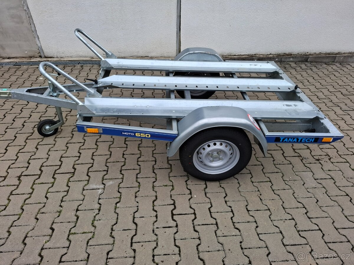 Přívěsný vozík na moto