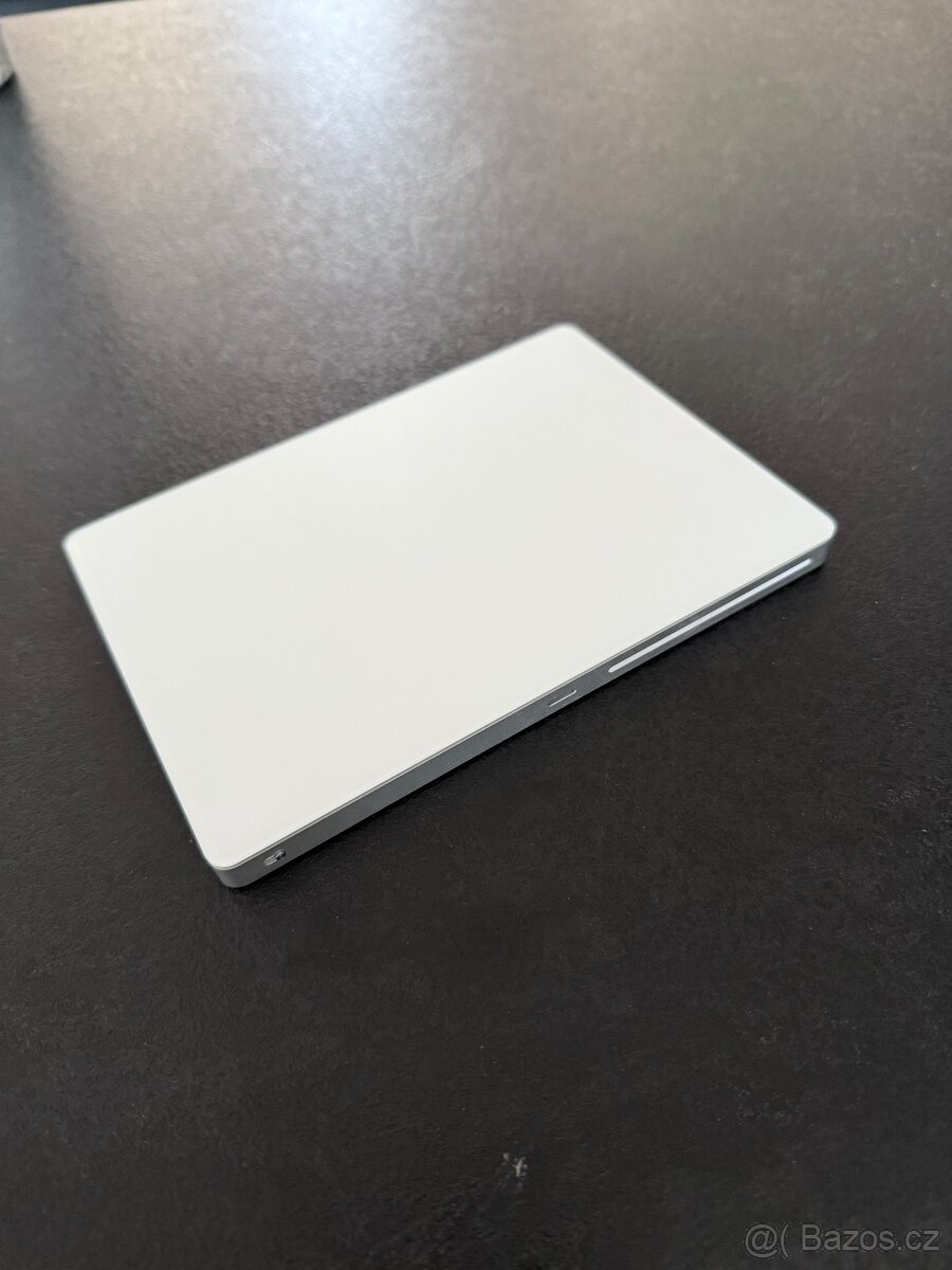 Apple Magic Trackpad 2