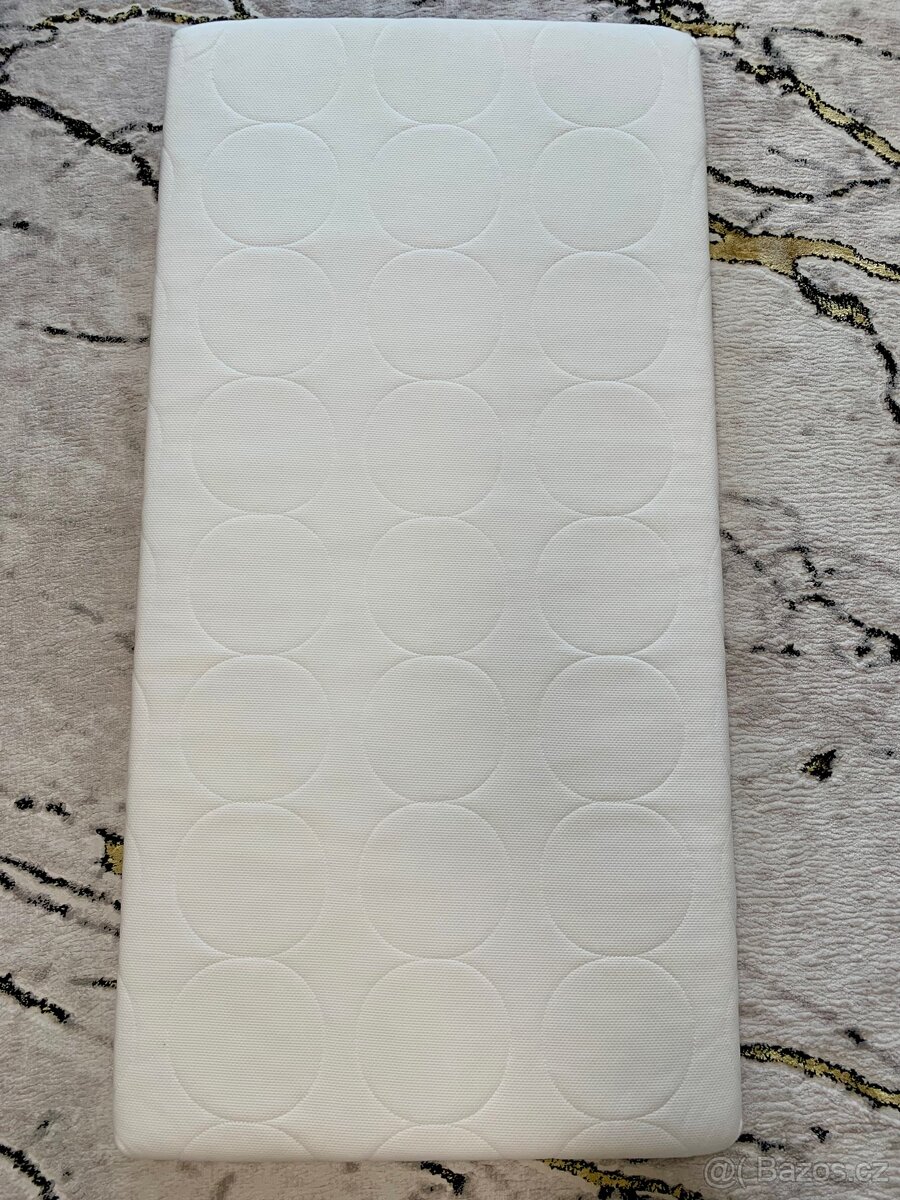 Matrace zn. IKEA do dětské postýlky 120x60 cm