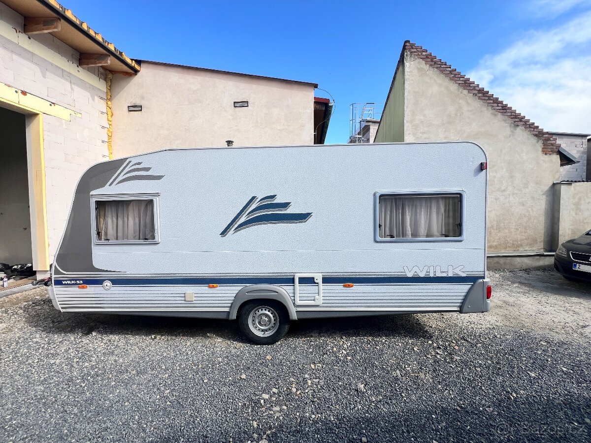 Obytný karavan Wilk S3 490VE