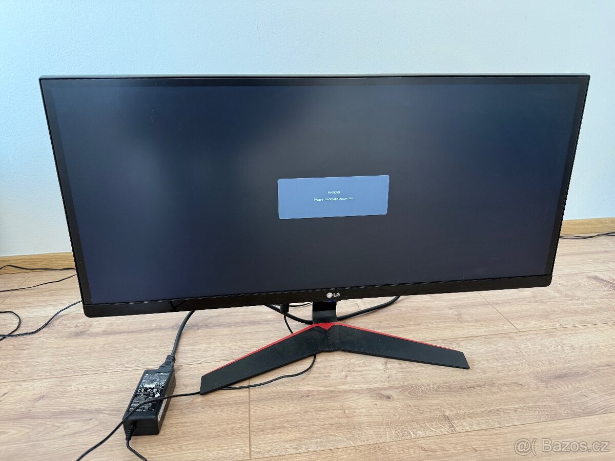 LG 29UM69G-B – 29” UltraWide IPS Monitor (21:9, FreeSync, HD
