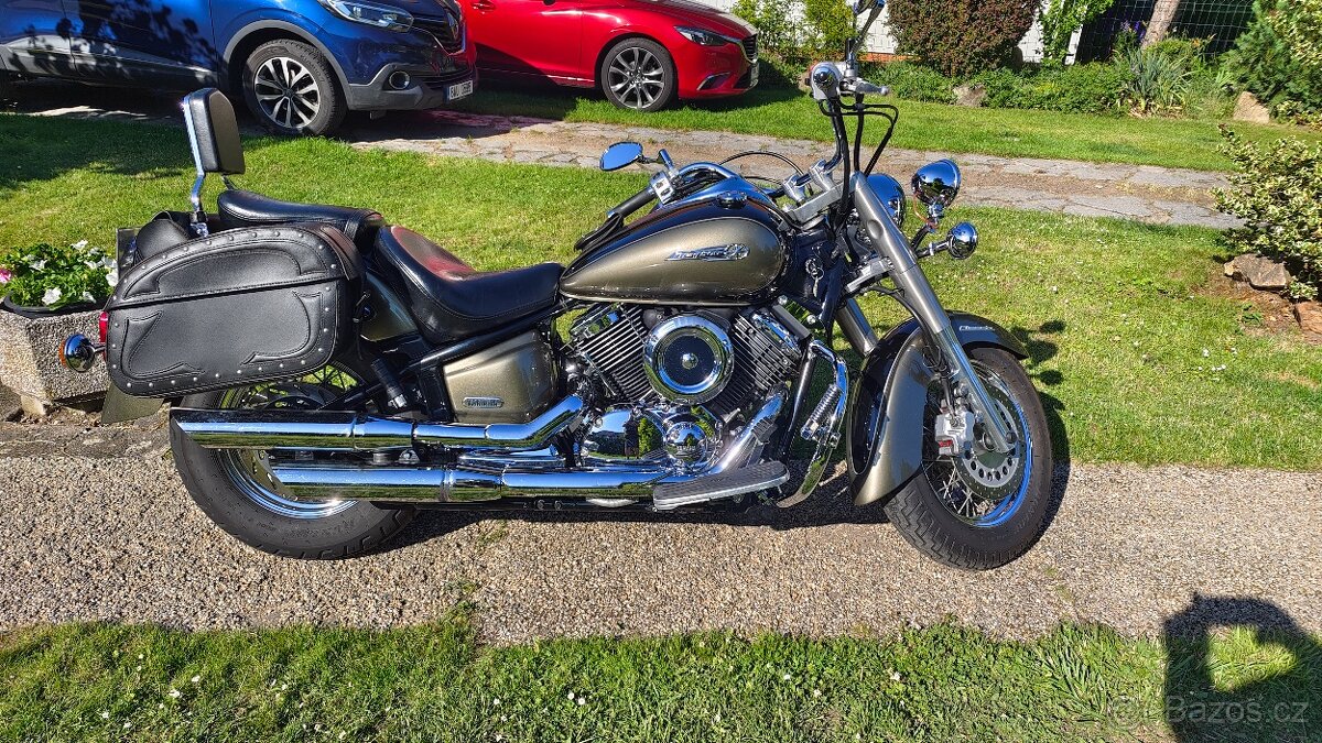 Yamaha XVS 1100A DragStar Classic
