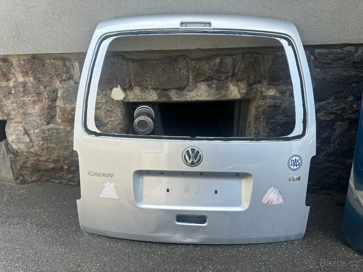 VW CADDY zadní víko kufru bez koroze