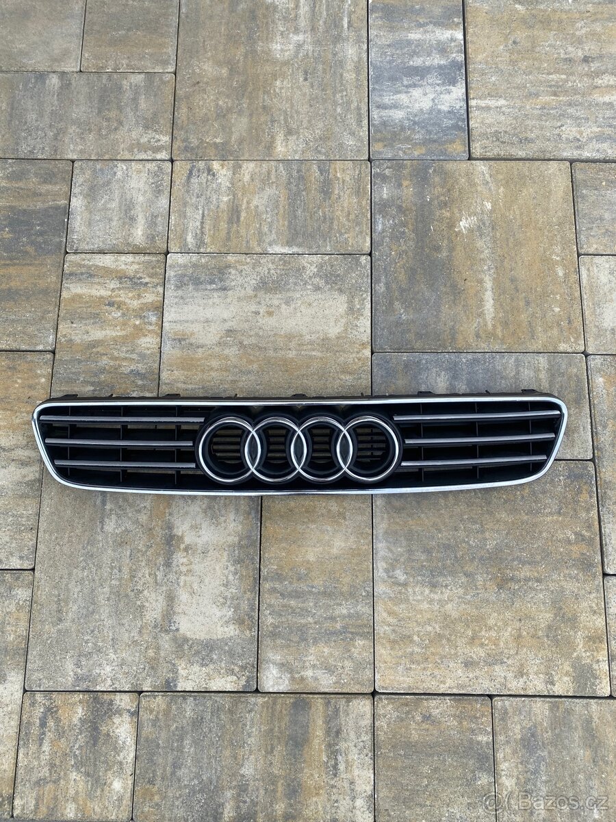 Mřížka nárazníku Audi A3