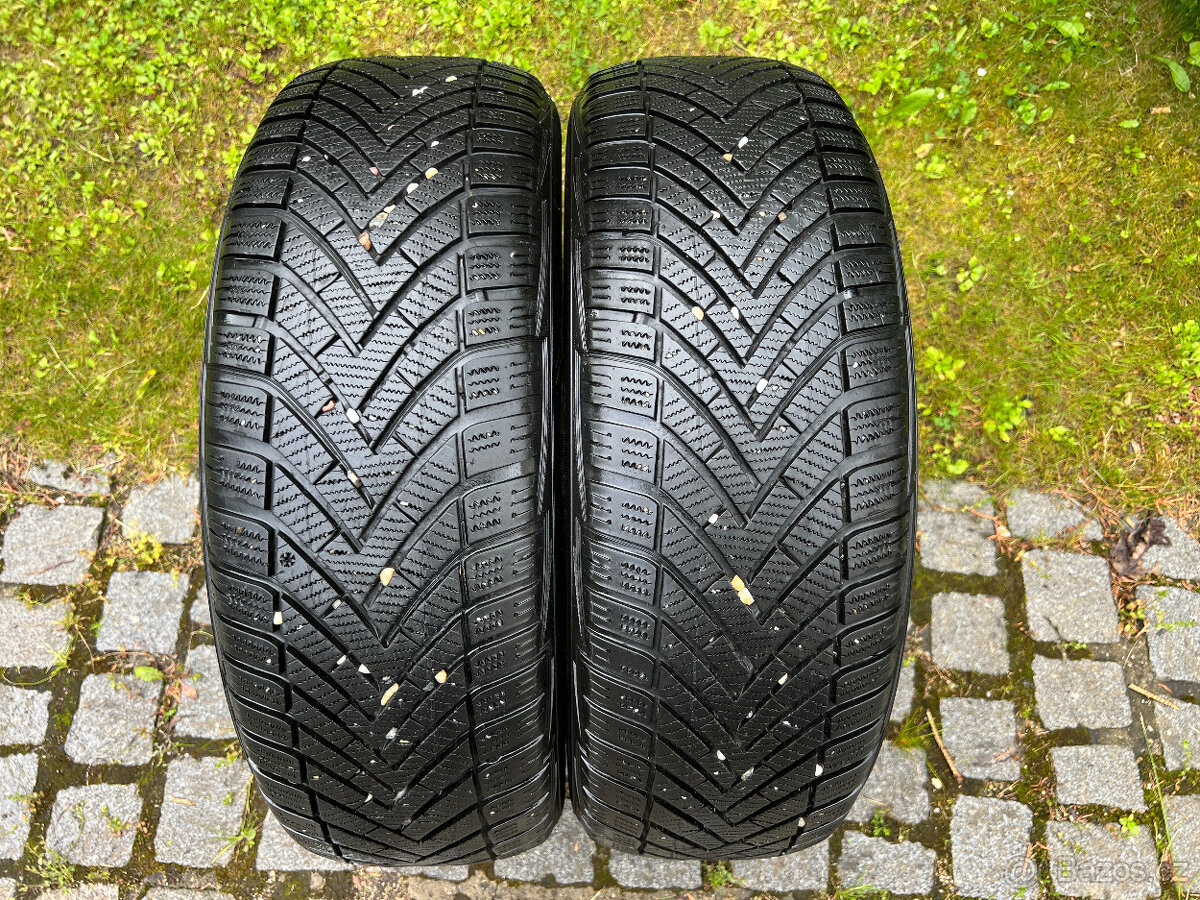 205 60 16 R16 zimní pneumatiky Vredestein
