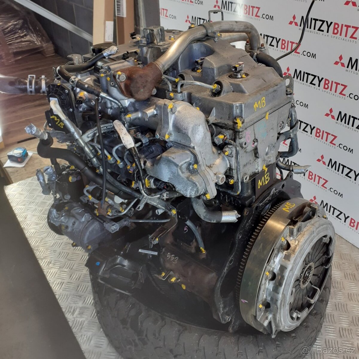 Pajero IV 3.2 DID motor + převodovka