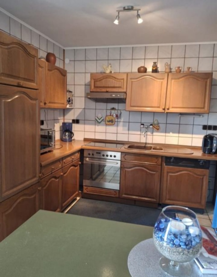 Rustikální kuchyně do L se spotřebiči, 5213