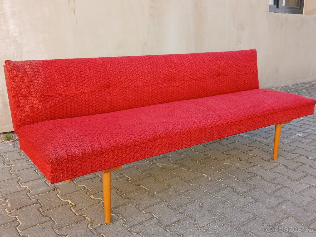 Retro rozkládací pohovka Miroslav Navrátil