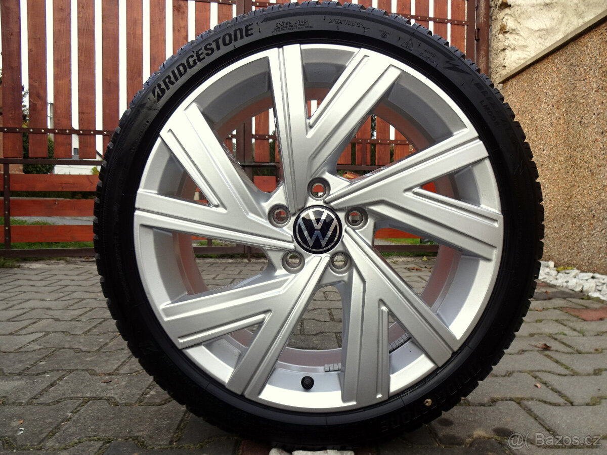 ZÁNOVNÍ ZIMNÍ ORIGINÁL VW 18" 5x112 pneu 225/40R18 Bridgest