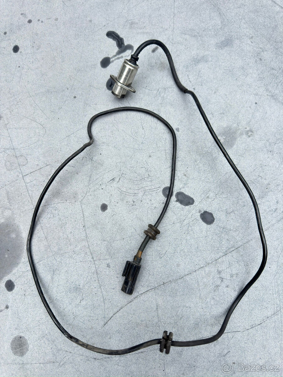 Čidlo ABS k přednímu kolu BMW K1100 RS