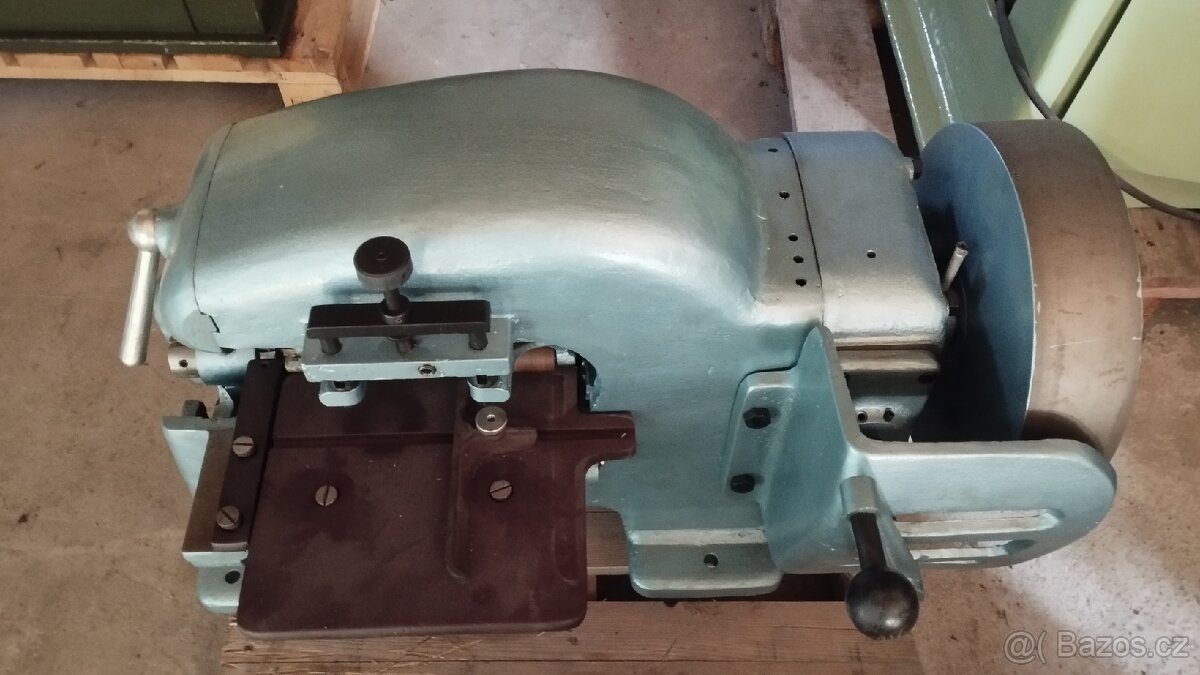 Řezací stroj Müller und Kurth, řezačka, pásky, řemeny