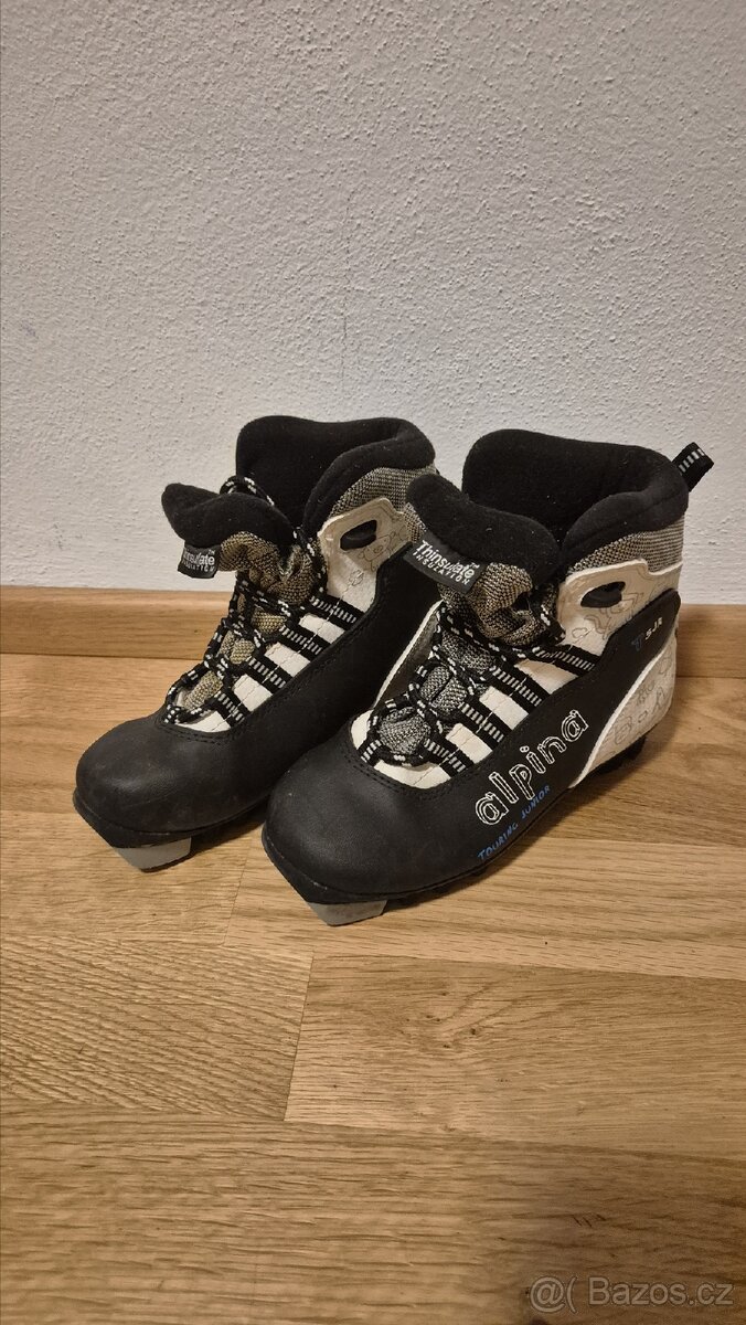 Dětské běžecké boty Alpina, velikost 33 NNN