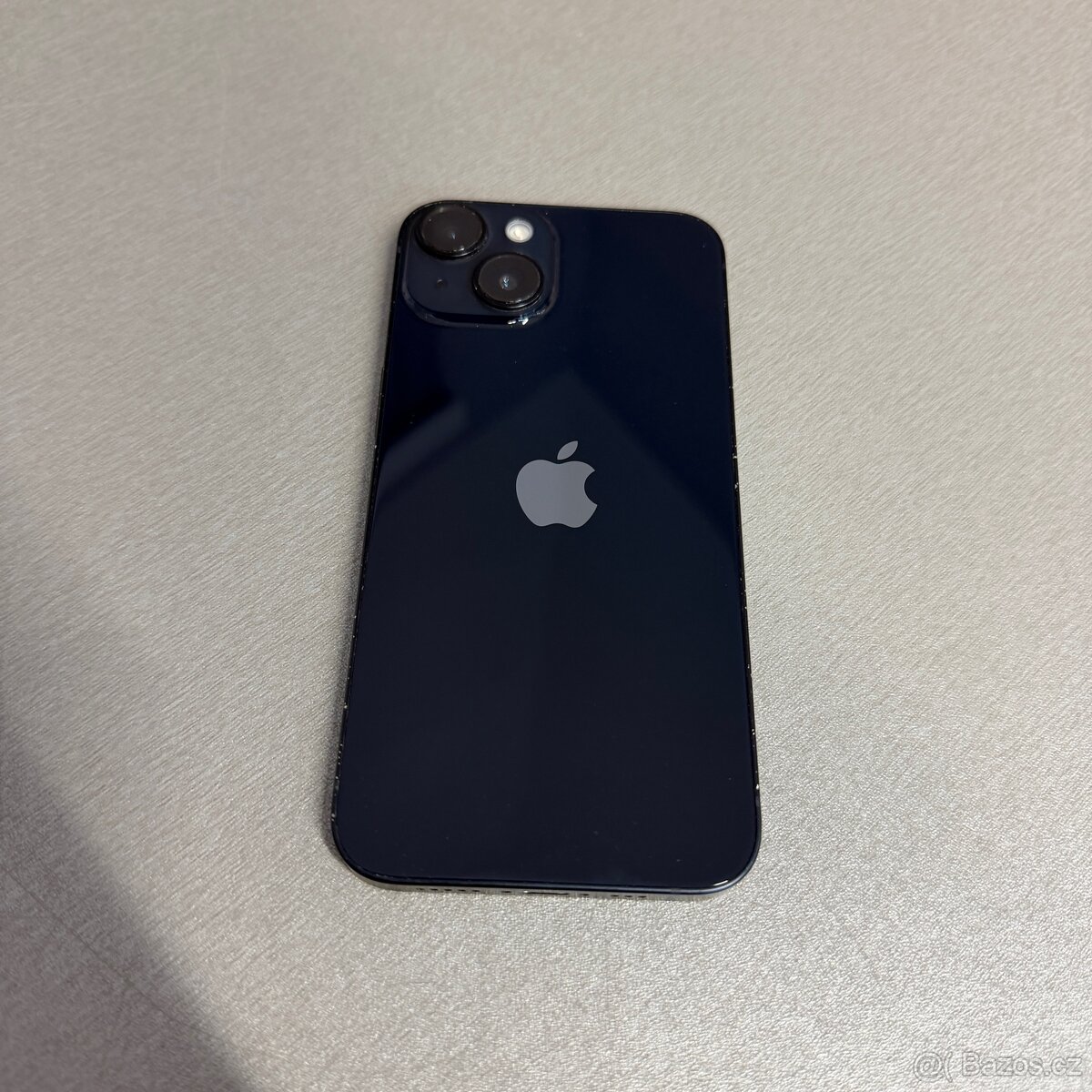 iPhone 14 128GB černý, pěkný stav, 12 měsíců záruka