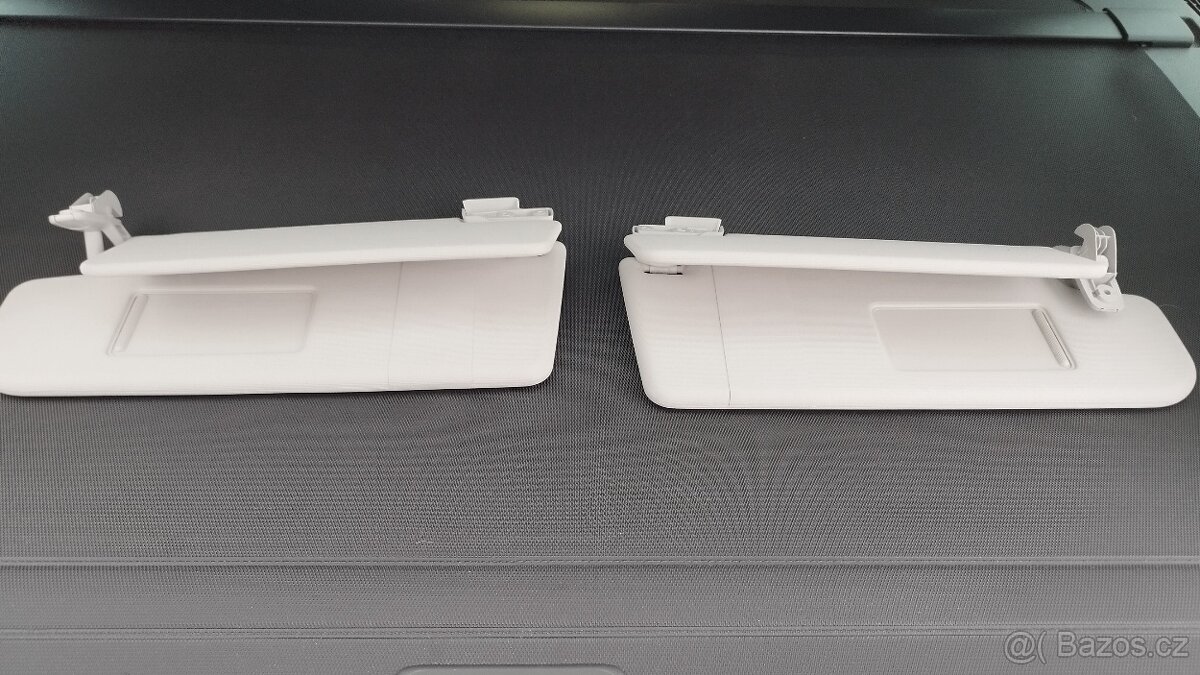 Sluneční clona dvojitá / stínítko dvojité Superb 2