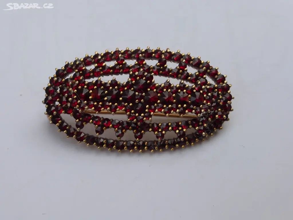 Broz s Ceskymi Granaty